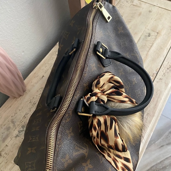 SOLD Authentic Louis Vuitton Speedy 35 - Picture 11 of 13